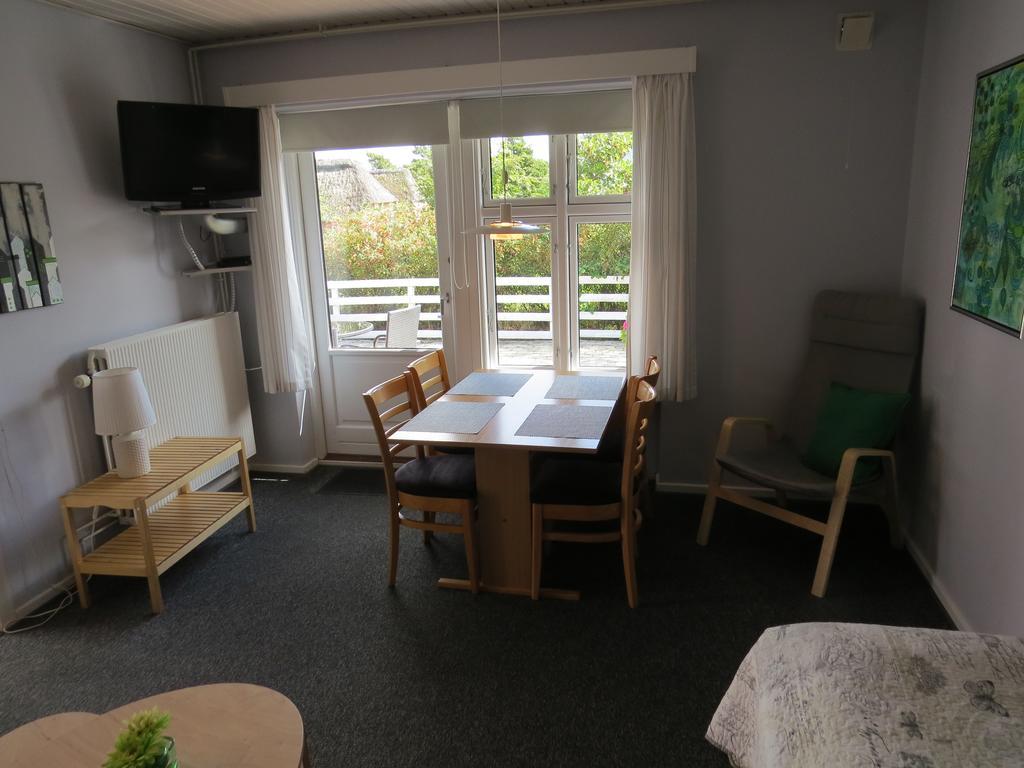 Motel Garni Blåvand Exteriör bild