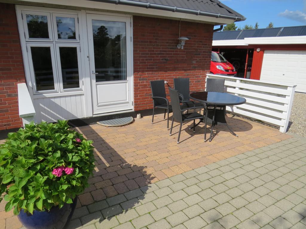 Motel Garni Blåvand Exteriör bild